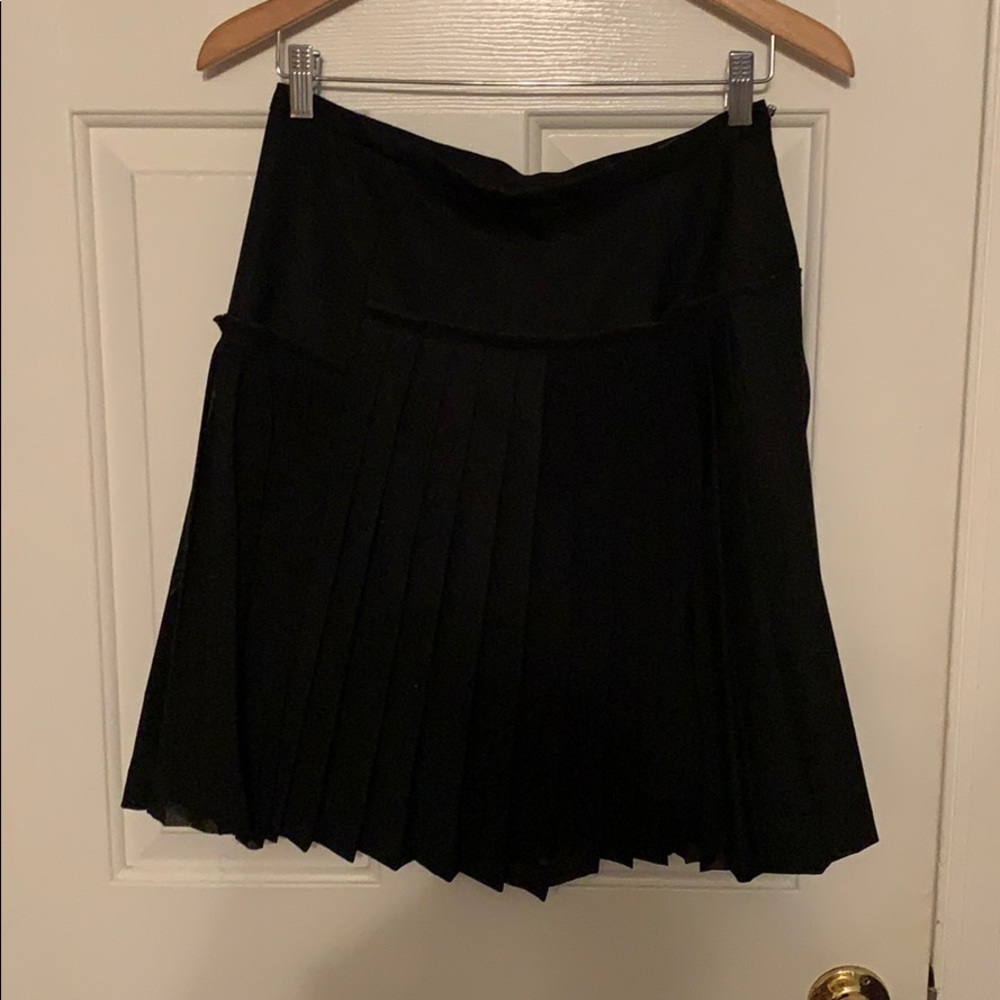 BCBG MAXAZRIA Black Pleated Skirt